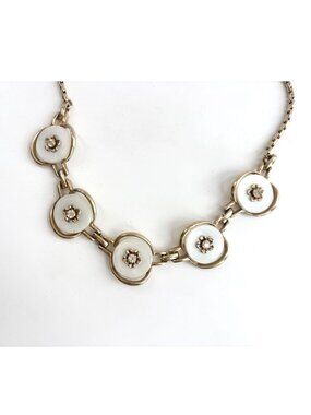 White Thermoset Rhinestone Adjustable Gold T 60's Vintage Choker Necklace